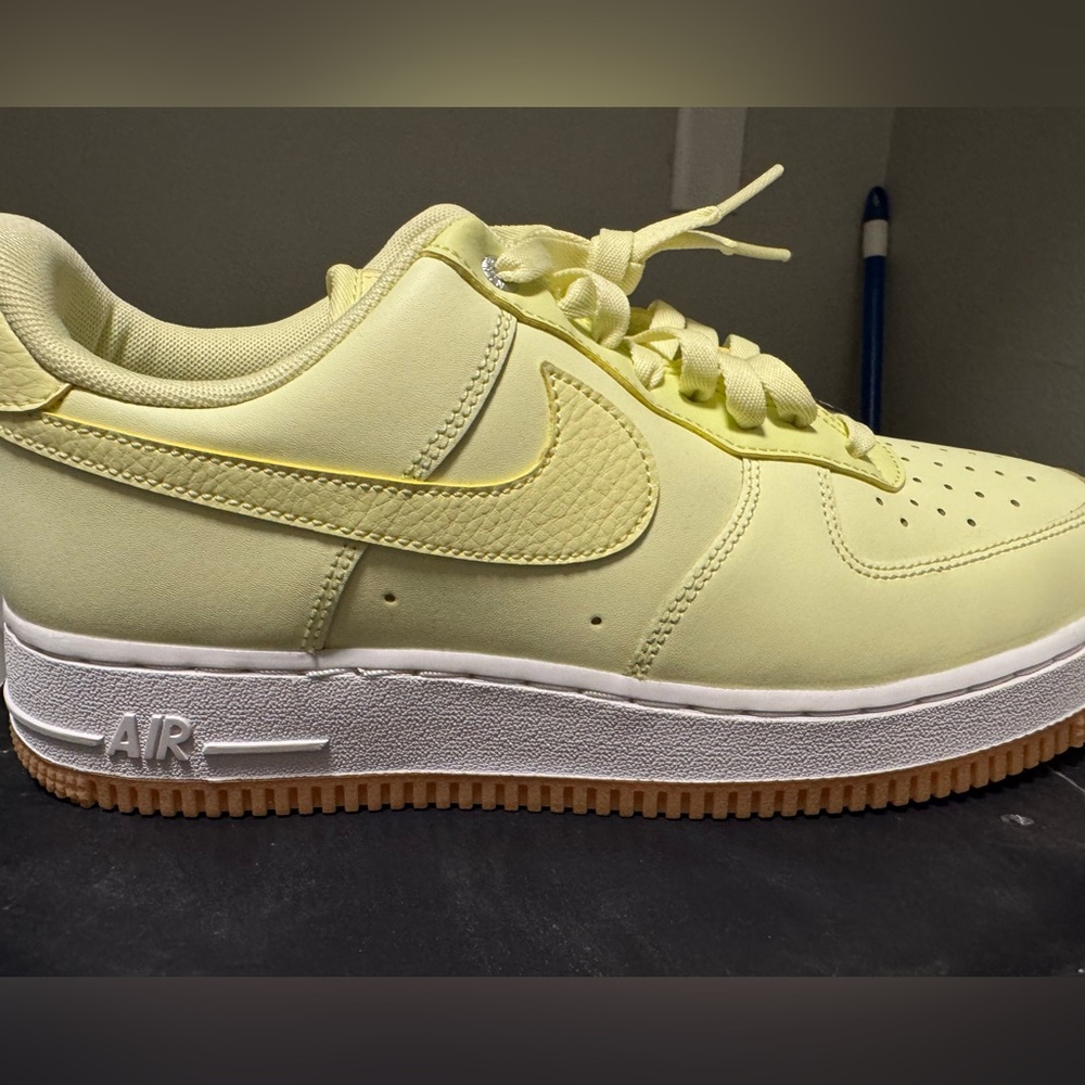 Nike Pale Yellow Low-Top Sneaker with Gum Outsole